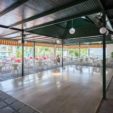 Benalbeach Casa Kito 1ª Linea De Playa Апартаменти *