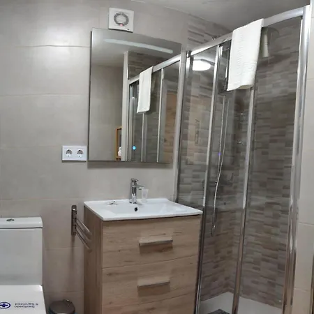 Benalbeach Casa Kito 1ª Linea De Playa Апартаменти *